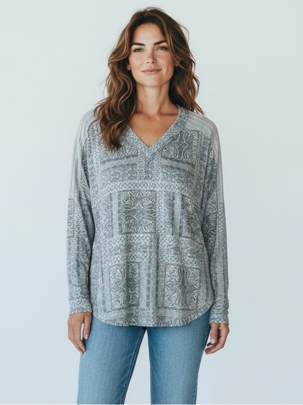 NWT Ava Lane Boutique Ces Femme Light Blue Long Sleeve Flowy Top